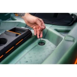 Scupper Plugs For Kayak. Pack Of 4. Small -Boating Shop 4340c99d6c52cbd7788e09b69bae6a937c4a66e0