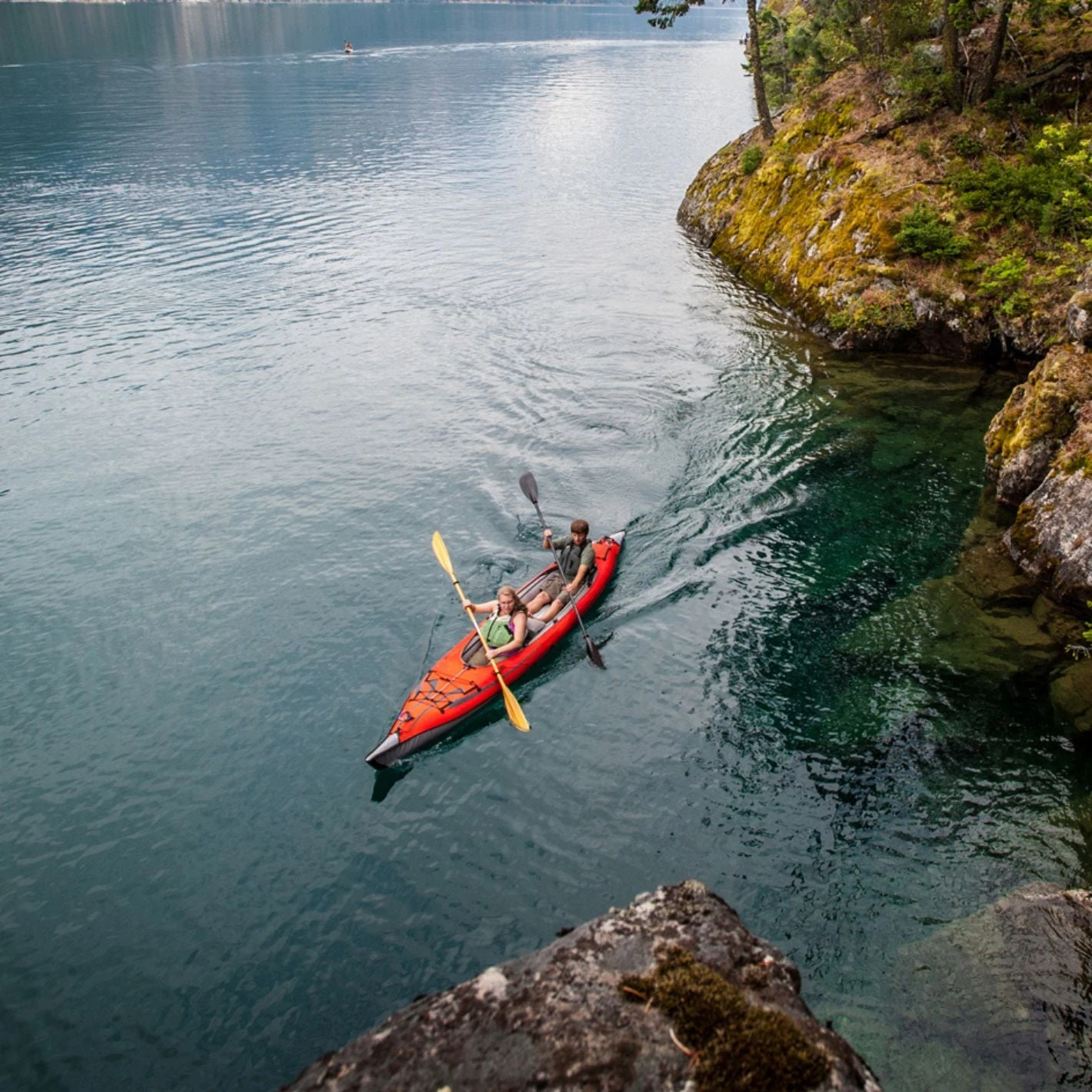 Pelican Sport Advanced Elements Inflatable AdvancedFrame™ Convertible Kayak 3 Pelican Sport Advanced Elements Inflatable AdvancedFrame™ Convertible Kayak - Image 2