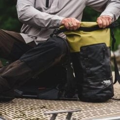 Pelican Sport Exodry 20L Waterproof Dry Bag -Boating Shop PS3045 00 LS3 4badd918 6407 4d7c 8d3e d80f464244d6